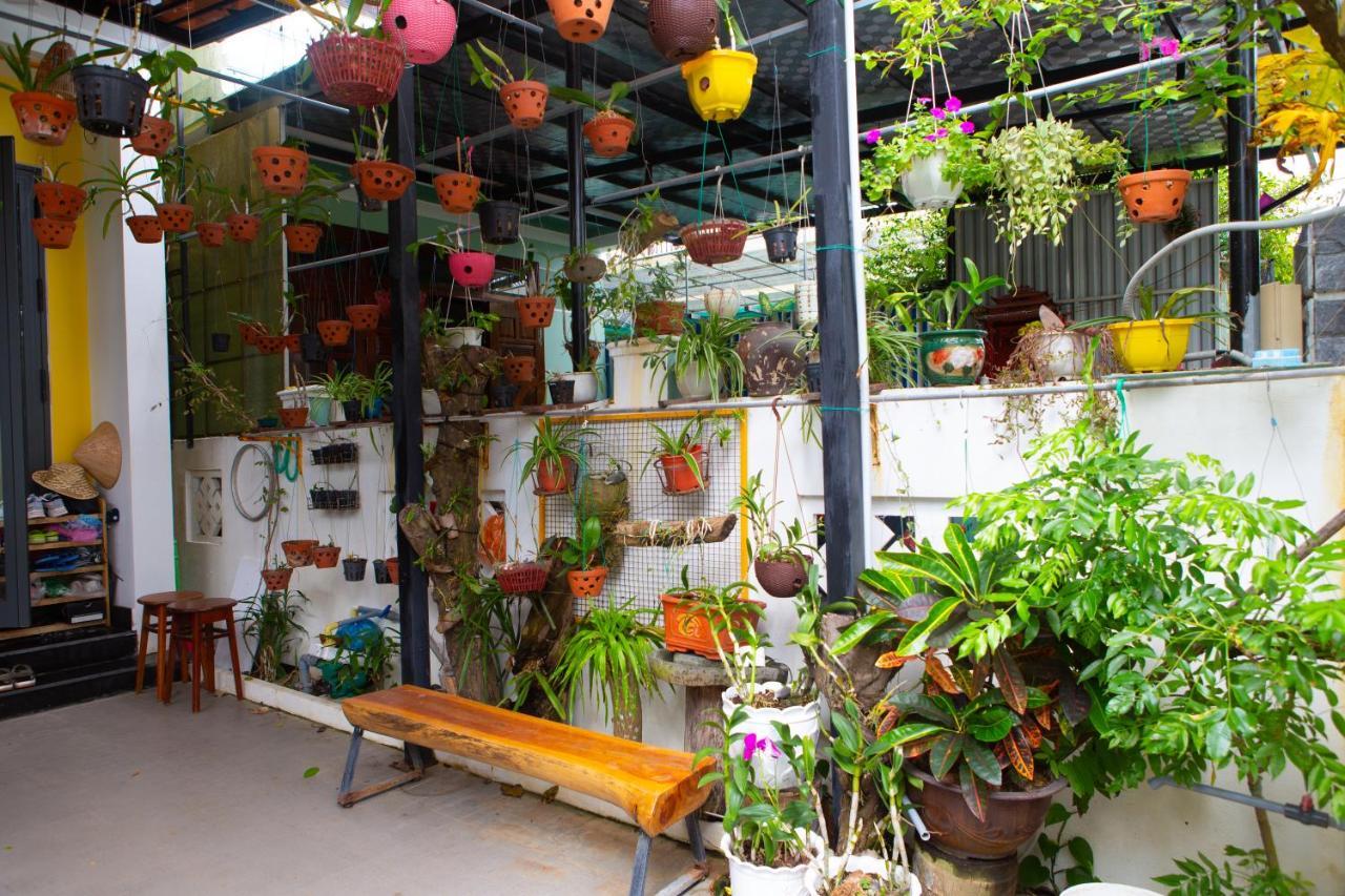 Coral Riverside Homestay & Hostel Hoi An Exterior foto